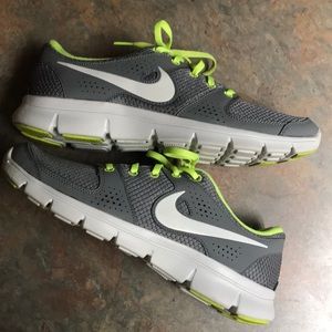 Nike Flex Experience. 🌱 PERFECT CONDITION